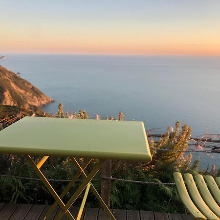 Вилла Refuge Uwabio Organic Vineyard Cinqueterre Риомаджиоре Экстерьер фото