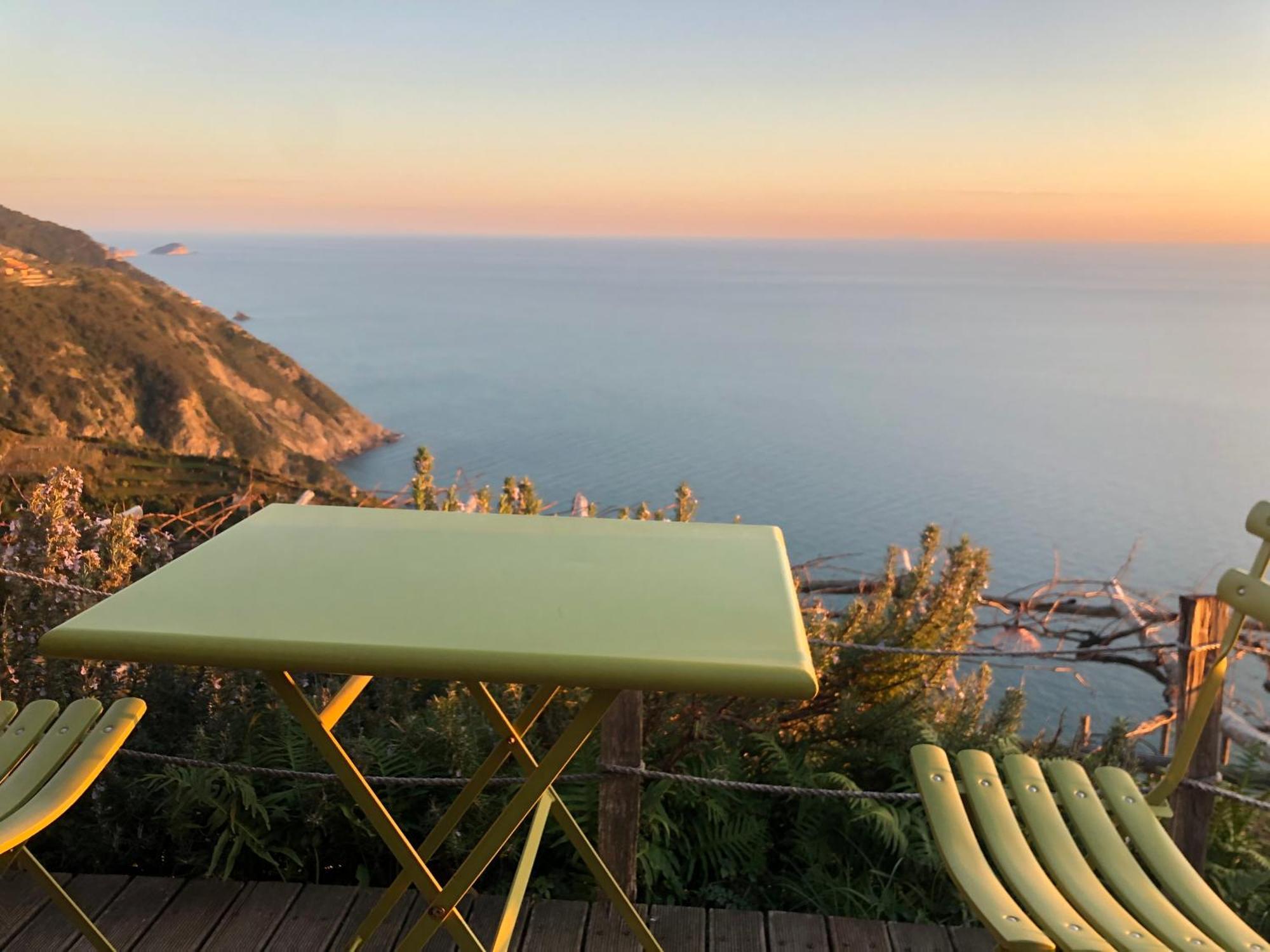 Вилла Refuge Uwabio Organic Vineyard Cinqueterre Риомаджиоре Экстерьер фото